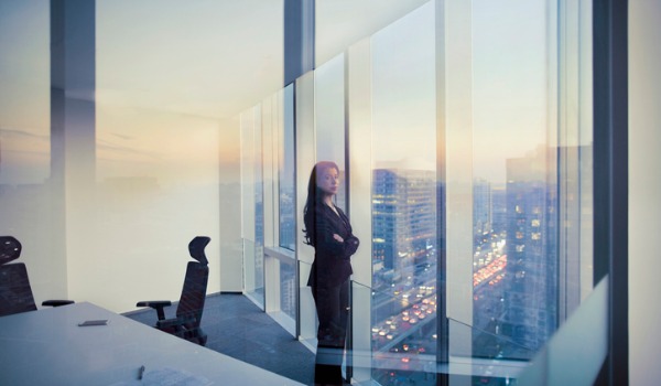 portrait-of-businesswoman-looking-at-camera-in-meeting-room-picture-id1149306775